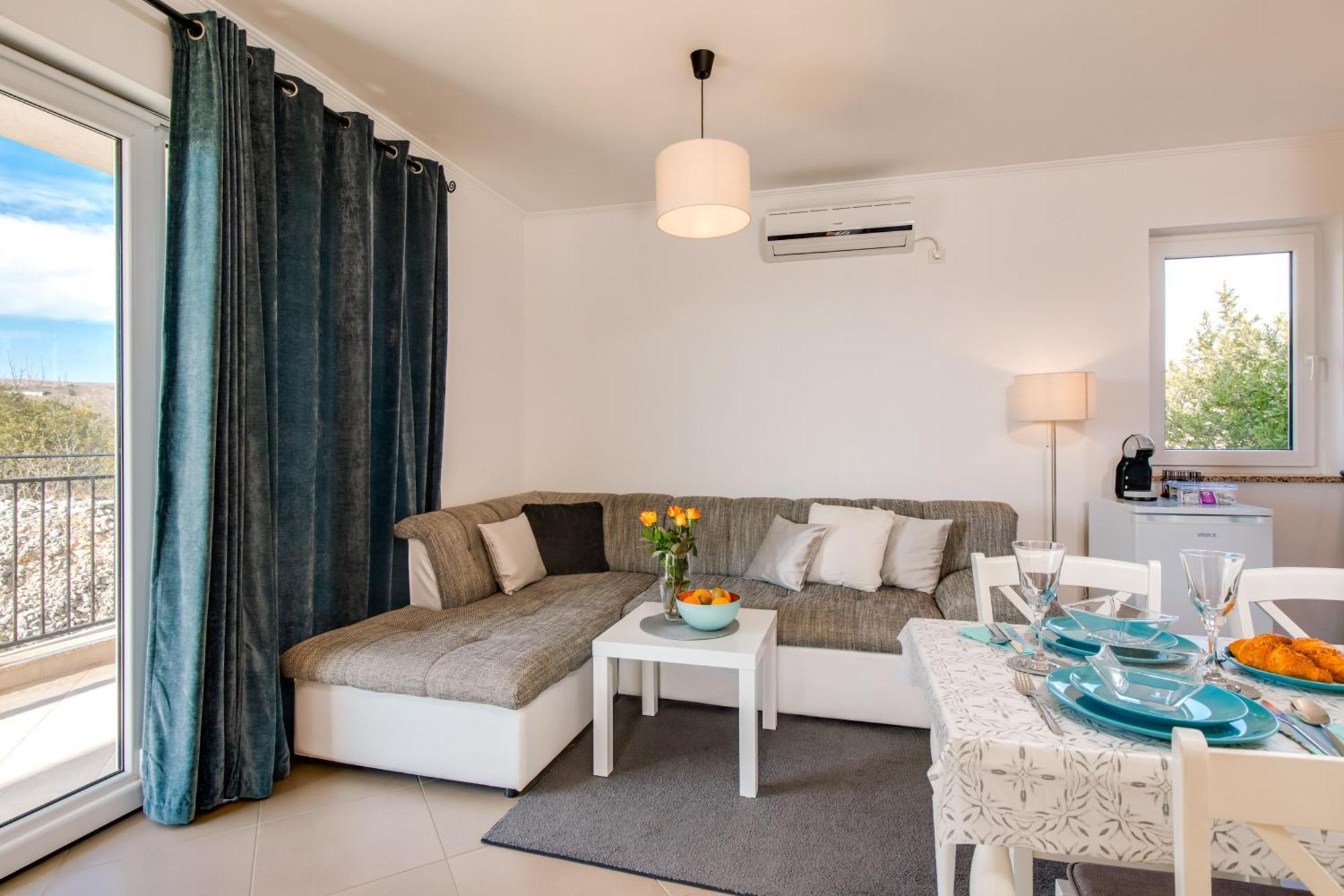 Apartment Soni A4 Krk Town Bagian luar foto
