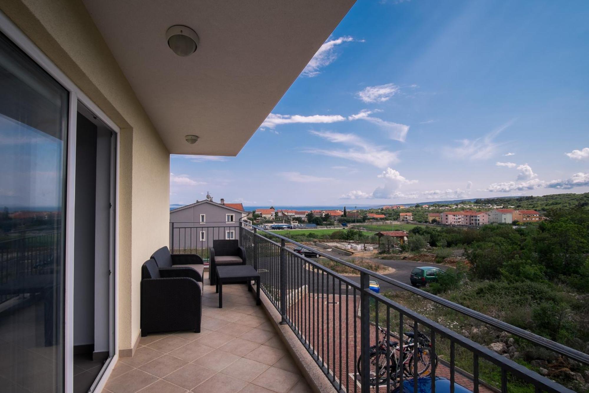 Apartment Soni A4 Krk Town Bagian luar foto
