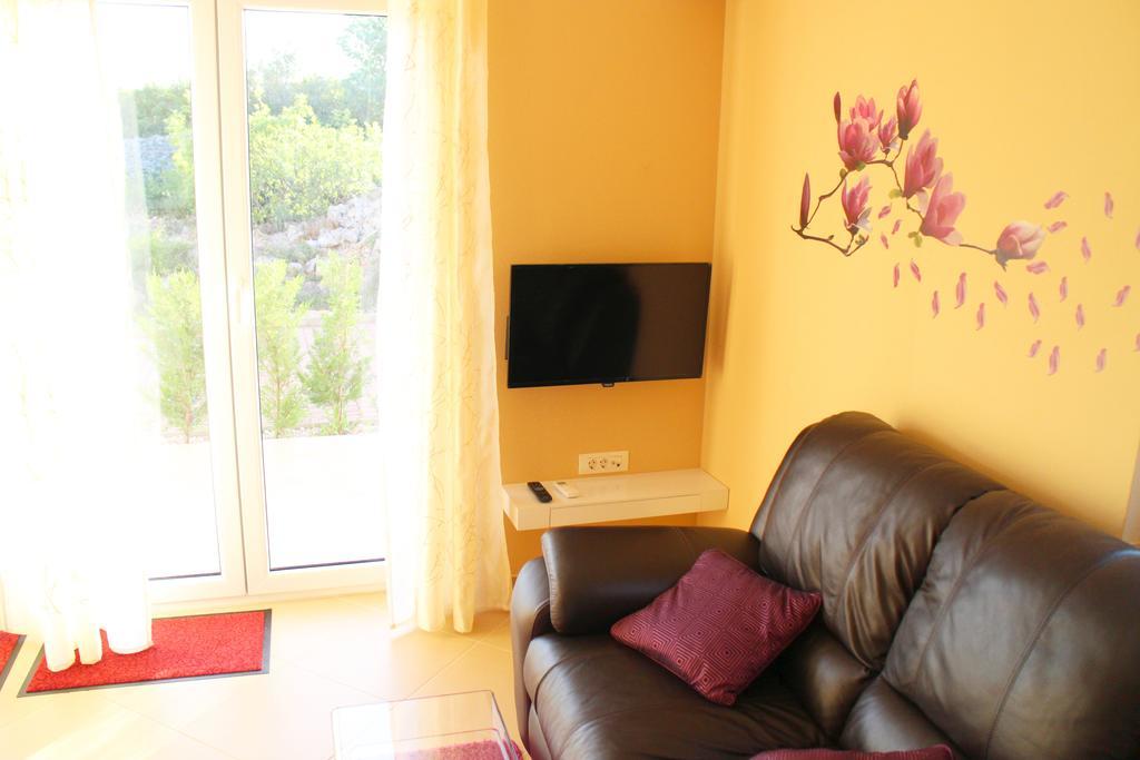 Apartment Soni A4 Krk Town Bagian luar foto